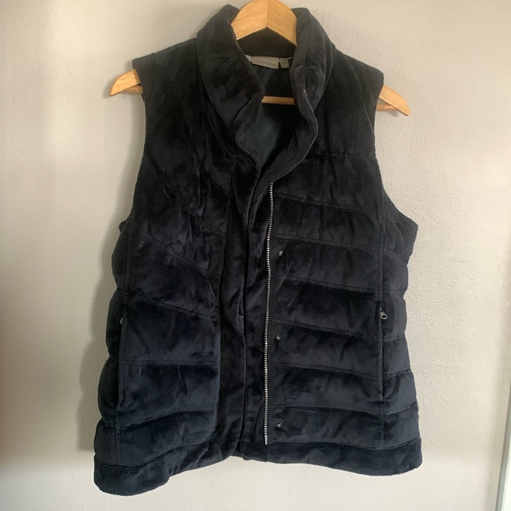 Athleta Black Goose Down Puffer Vest